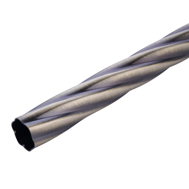 Tubo di tenda contorto